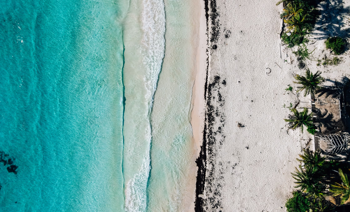 Litoral de la Riviera Maya visto desde el aire