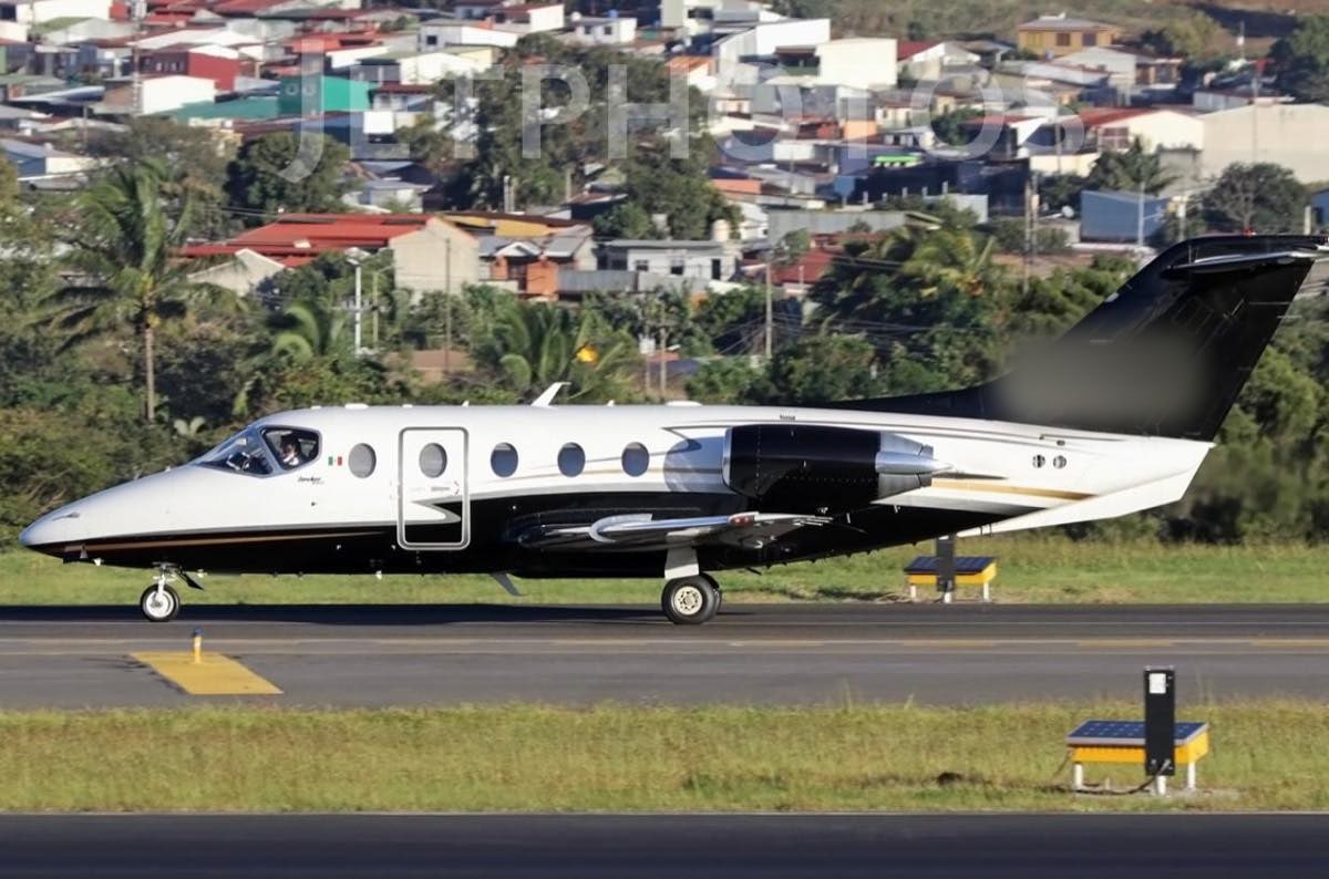 Hawker 400XP - Light Jet