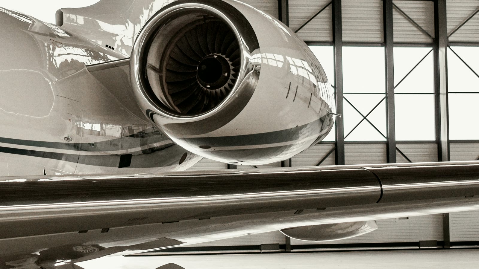 Motor de un jet ejecutivo
